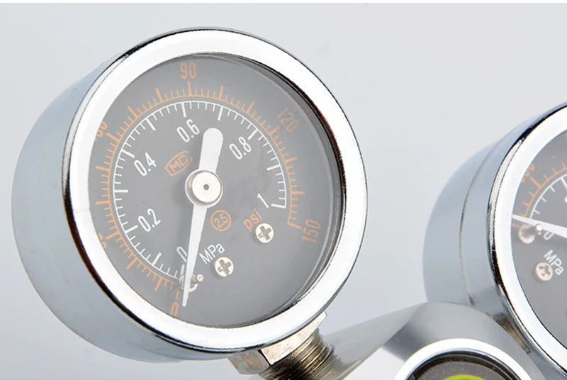Aquarium CO2 Regulator Kit with Solenoid and Dual Gauges