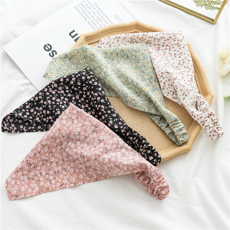 Bohemian Paisley Print Triangle Head Scarf