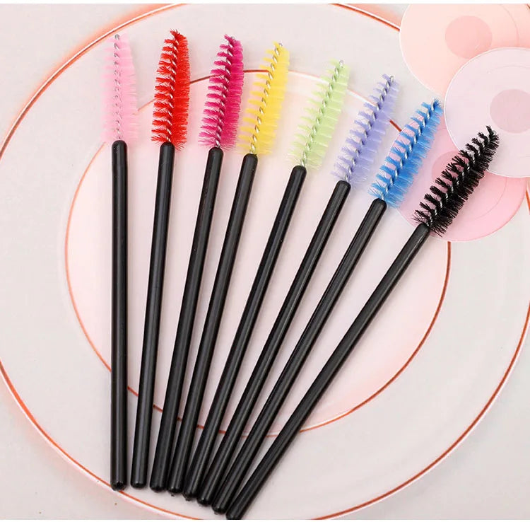 Disposable Eyelash Brushes (50-Pack) — Mascara Wand & Eyebrow Grooming Spoolies