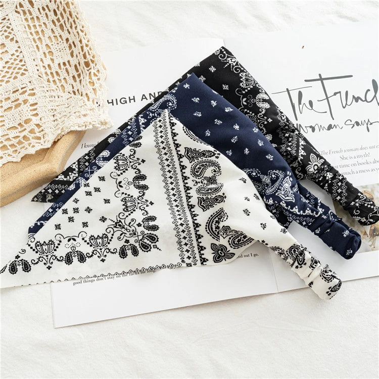 Bohemian Paisley Print Triangle Head Scarf