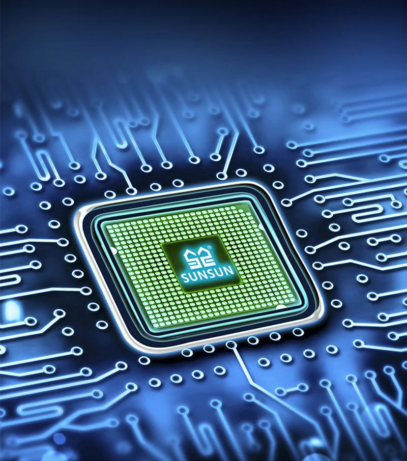 Nahaufnahme eines grünen elektronischen Chips mit der Aufschrift SUNSUN auf einer blauen Platine.