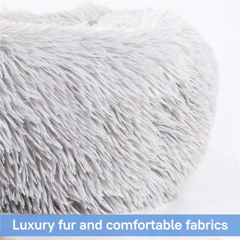Lit carré en peluche de luxe pour chien