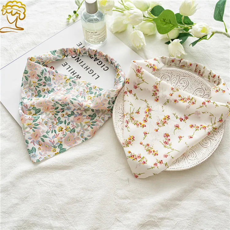 Bohemian Paisley Print Triangle Head Scarf