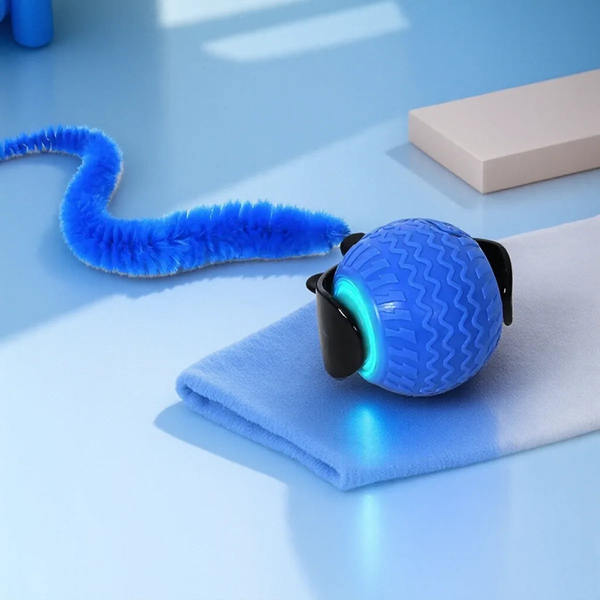 Interactive LED Cat Toy Ball with 360° Auto-Rotation and Obstacle Avoidance
