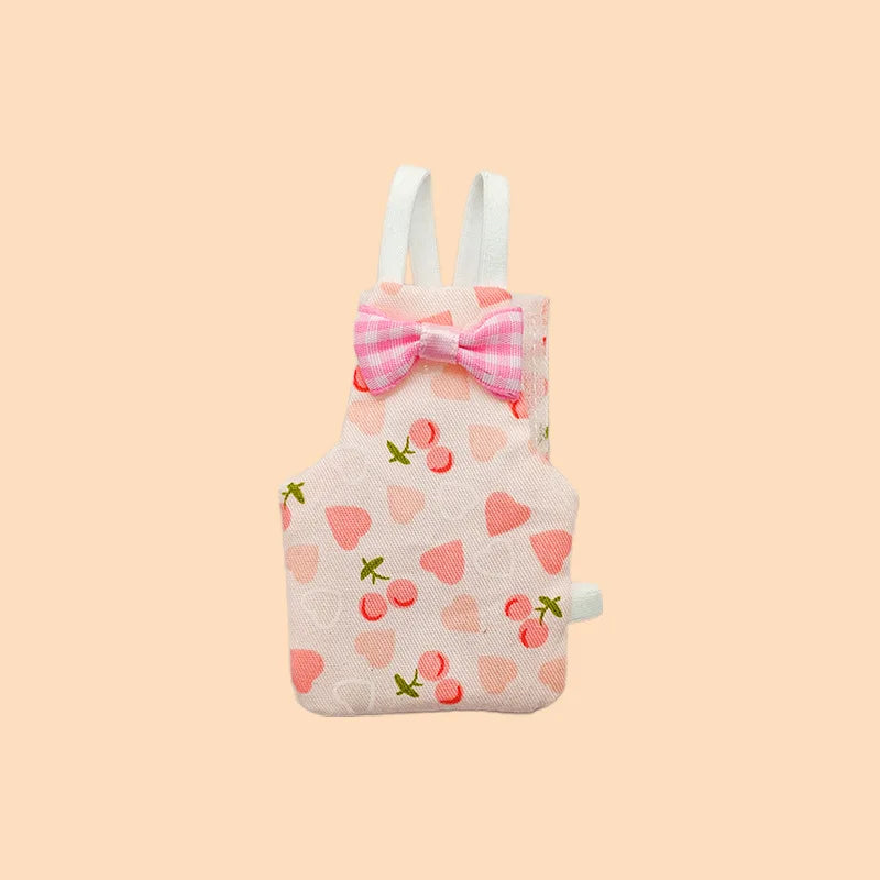 Traje de vuelo lavable de tela rosa para loros con lazo de pañal y bordado de fruta pequeña