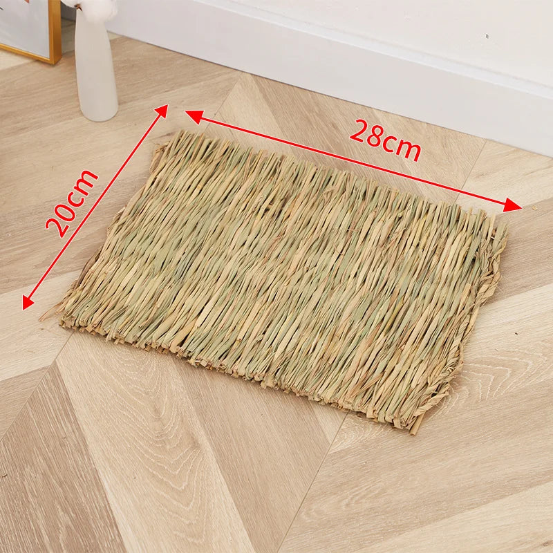 Handwoven Natural Straw Rabbit Grass Mat for Small Pets