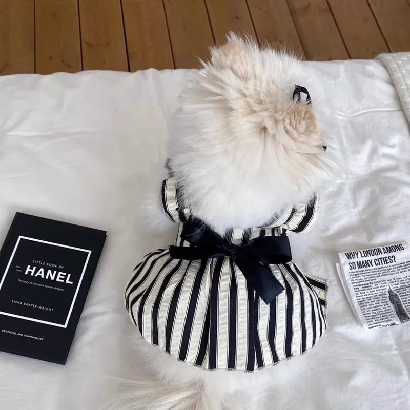 Vestido de algodón a rayas para perros de razas pequeñas