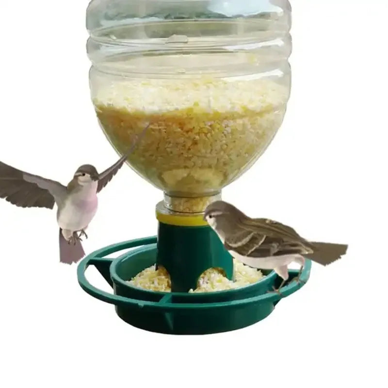 Comedero para aves con tapita de botella reciclada