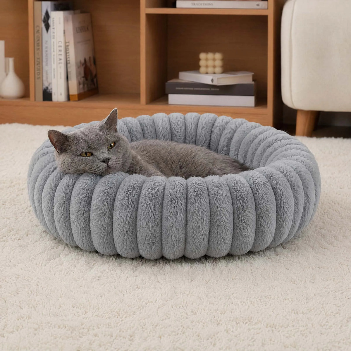 Round Donut Cat Bed - Ultra Soft Plush Pet Nest for Small Dogs and Cats