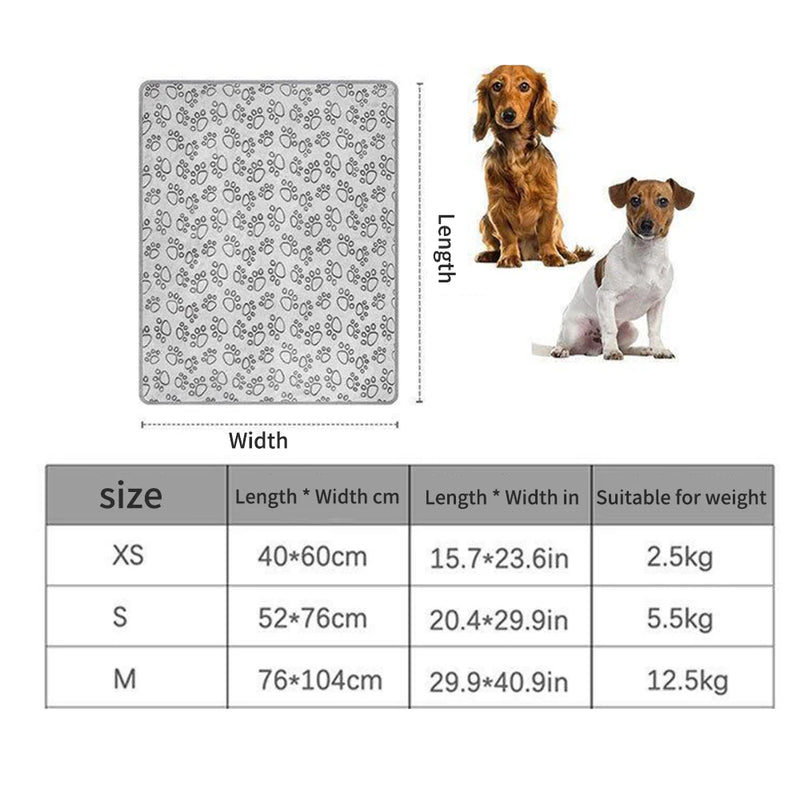 Couverture pour animaux douce et grise avec motif de pattes
