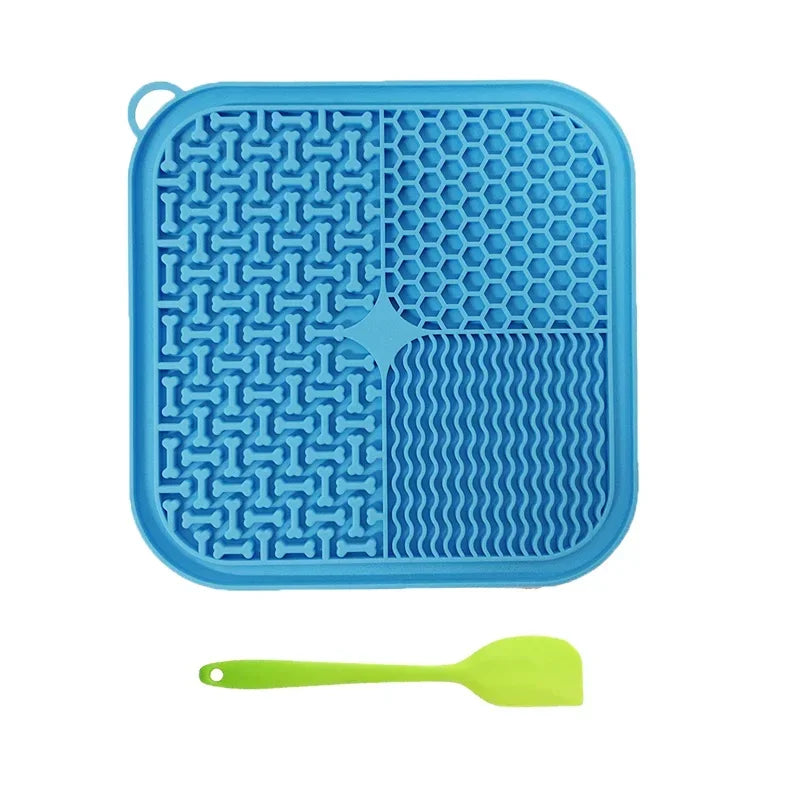 Dog & Cat Licking Mat – Silicone Slow Feeder for Anxiety Relief and Fun Treats
