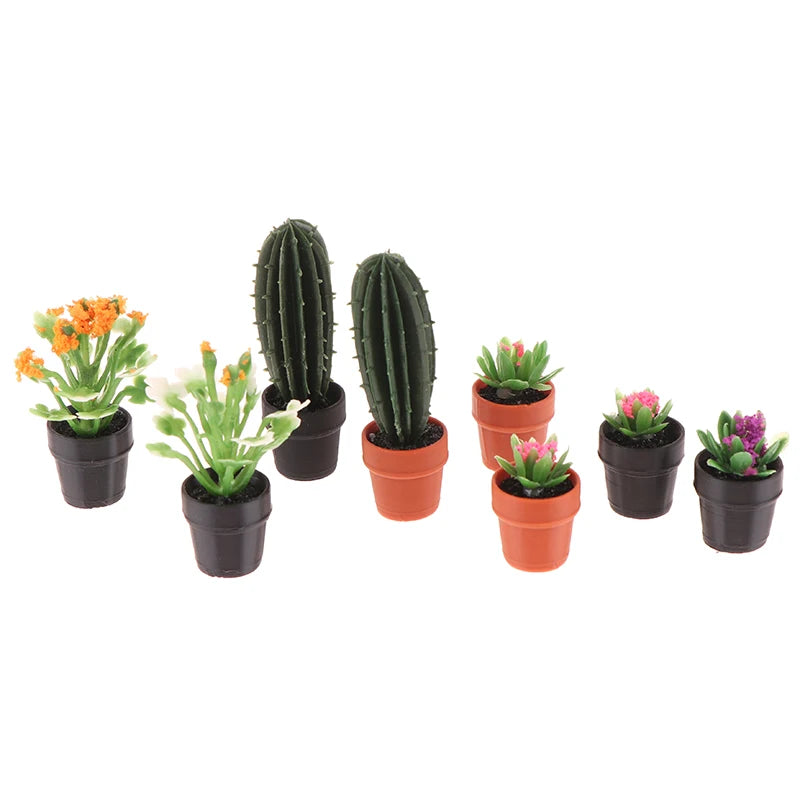 Set of 5 Miniature Potted Plants for Dollhouse Scenes