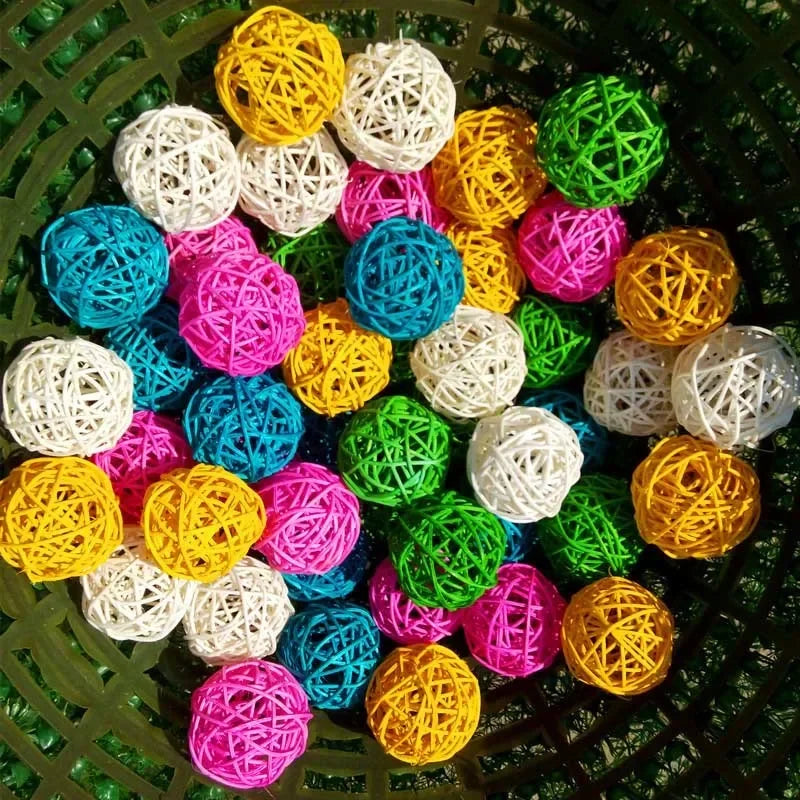 10pcs Parrot Chewing Toy Balls - Interactive Bird Training Toys