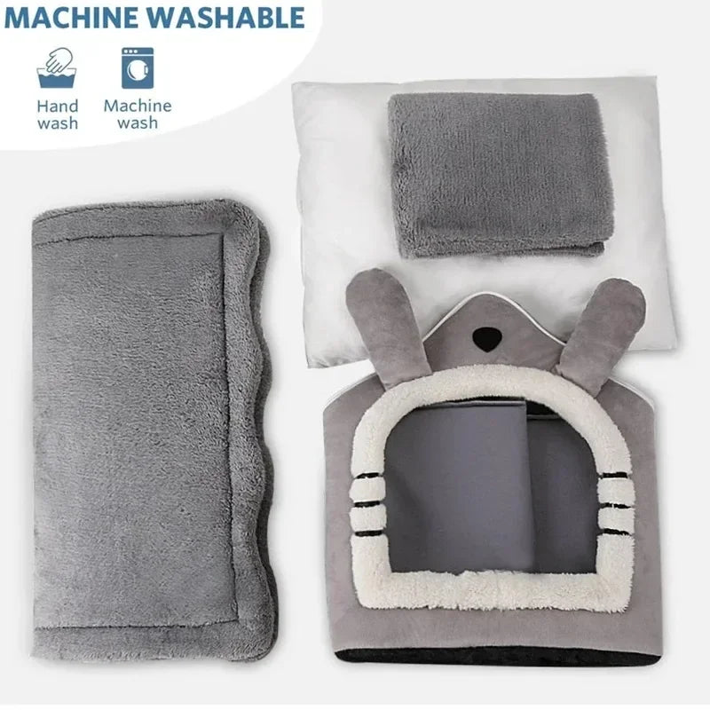 Tente pour animaux gris et amovible, avec entrée arrondie et doublure douce.