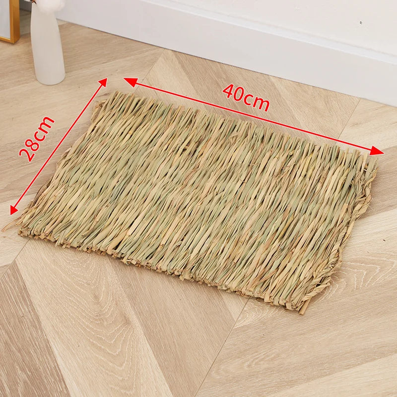 Handwoven Natural Straw Rabbit Grass Mat for Small Pets