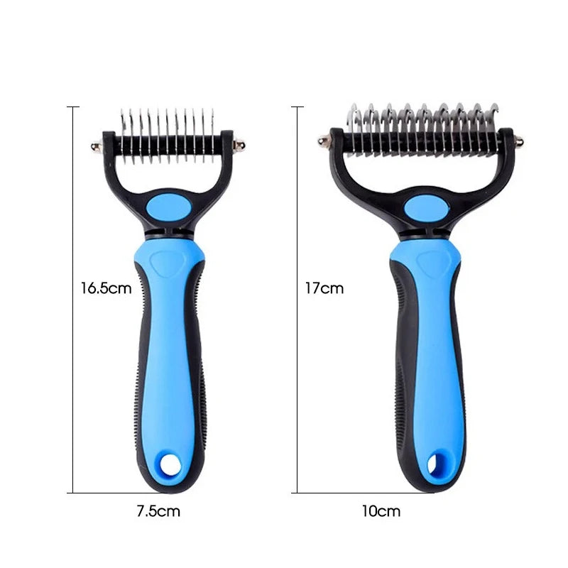 Une paire de brosses à pelage noires et bleues avec leurs dimensions.