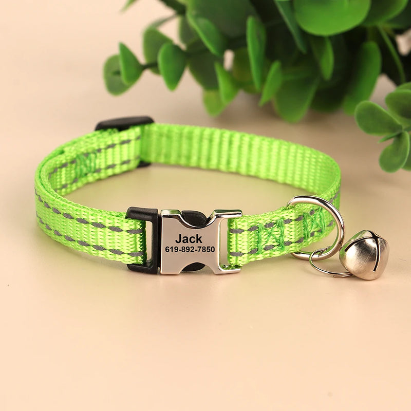 Personalisierte Katzenhalsband mit gedrucktem Design und graviertem ID-Anhänger