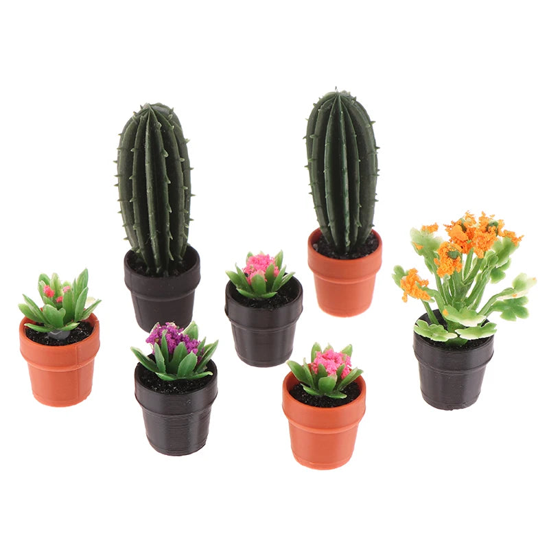 Set of 5 Miniature Potted Plants for Dollhouse Scenes