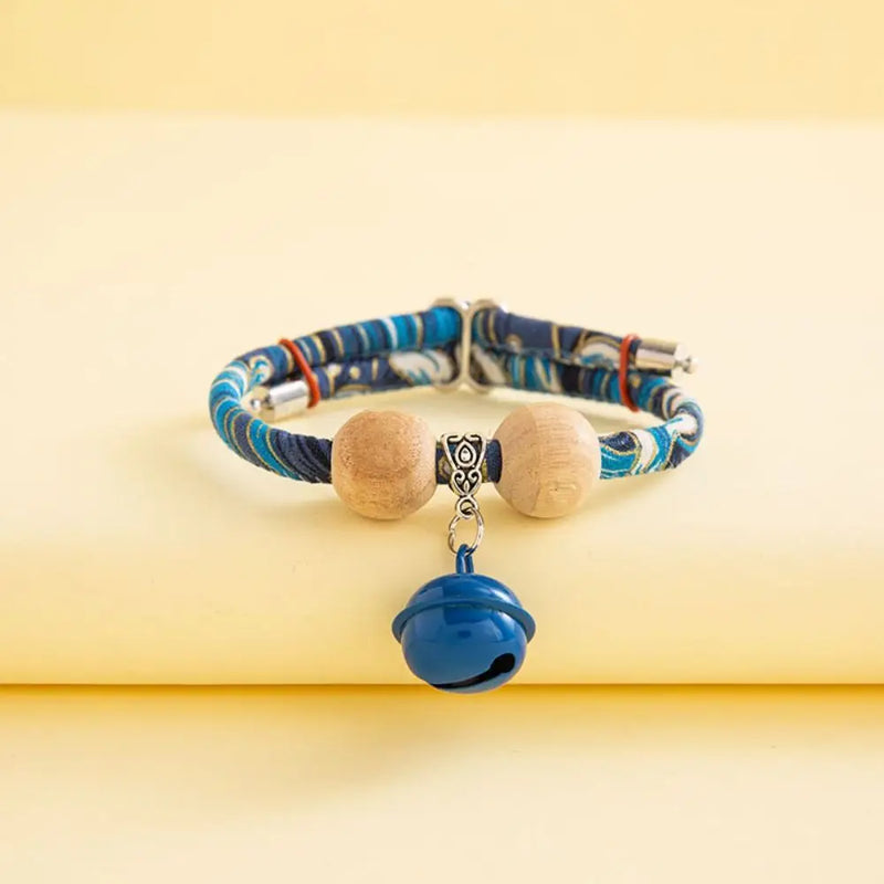 Collar Antipulgas y Garrapatas de Madera de Naftalina Natural para Gatos y Perros