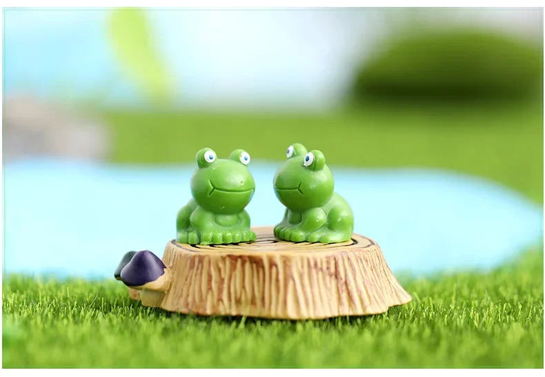 Mini Resin Frog Figurines for Fairy Garden & Terrarium Decor