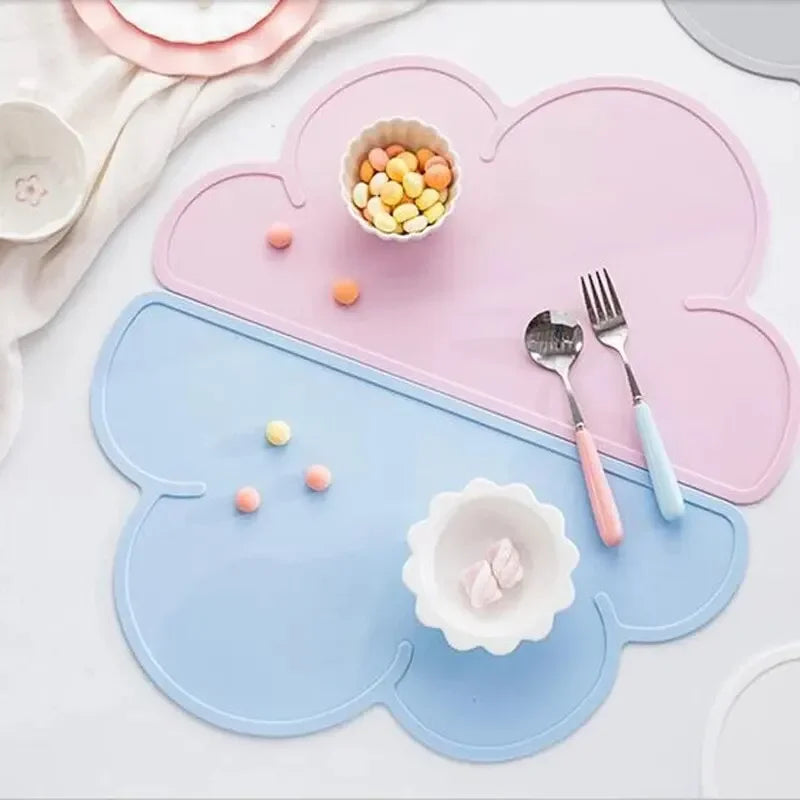Alfombrilla de Silicona para Alimentación de Mascotas con Forma de Nube