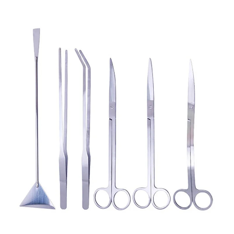 Set Edelstahl-Aquarienreinigungswerkzeuge inklusive Schaumzeug und verschiedener Reinigungsinstrumente.