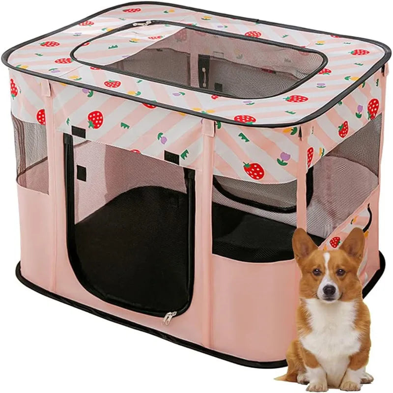 Cage de jeu portable pliable rose avec sac de transport à motif fraise, contenant un chien.