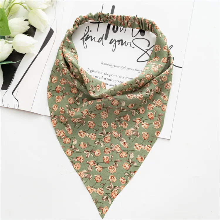 Bohemian Paisley Print Triangle Head Scarf