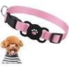 Pinkes Silikon-Airtag-Haltergurt mit schwarzer Schnalle und einem kleinen flauschigen Hund in gestreiftem Hemd
