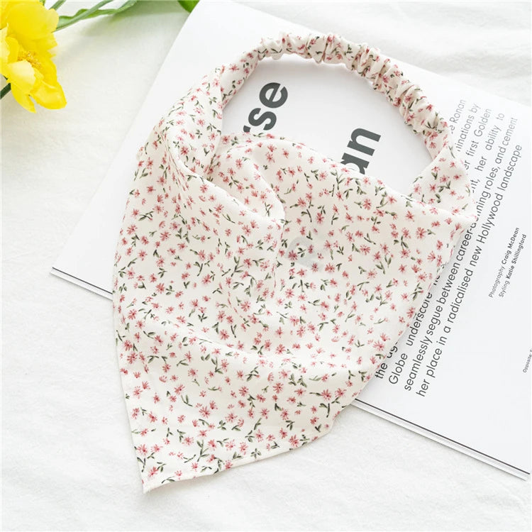 Bohemian Paisley Print Triangle Head Scarf
