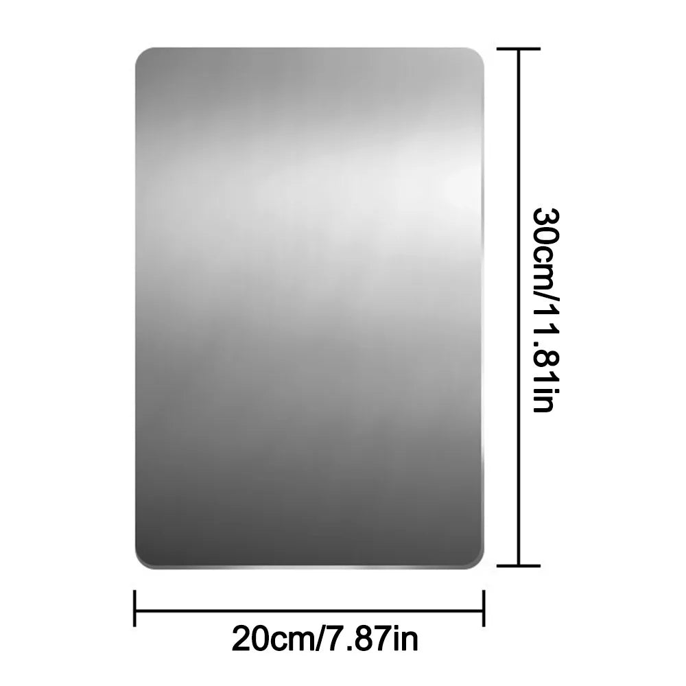 A rectangular aluminum pet cooling plate with dimensions of 20cm by 30cm.