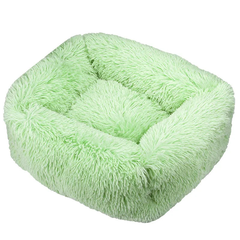 Lit carré en peluche de luxe pour chien
