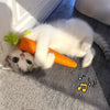Karottenförmiges Quietschspielzeug für Katzen