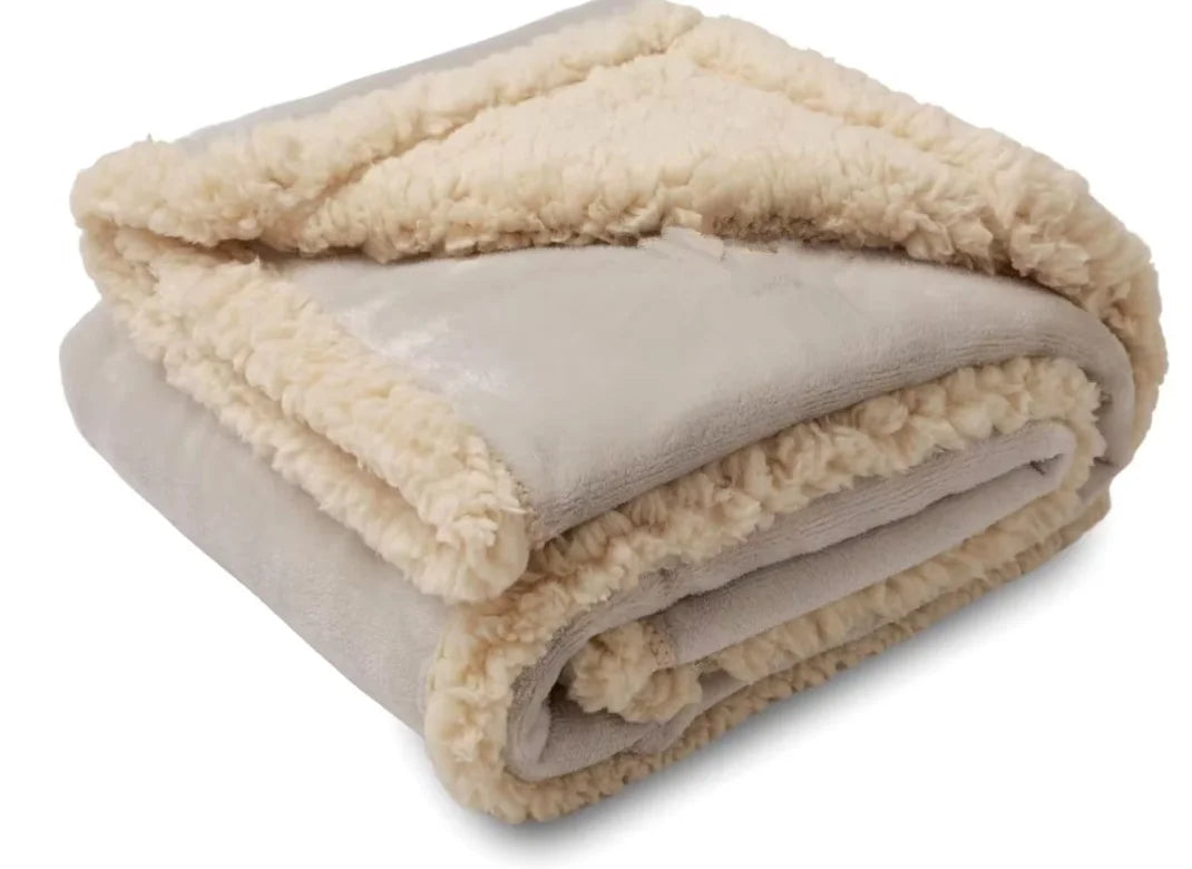 Luxury Shaggy Waterproof Blanket with Microfibre Fleece