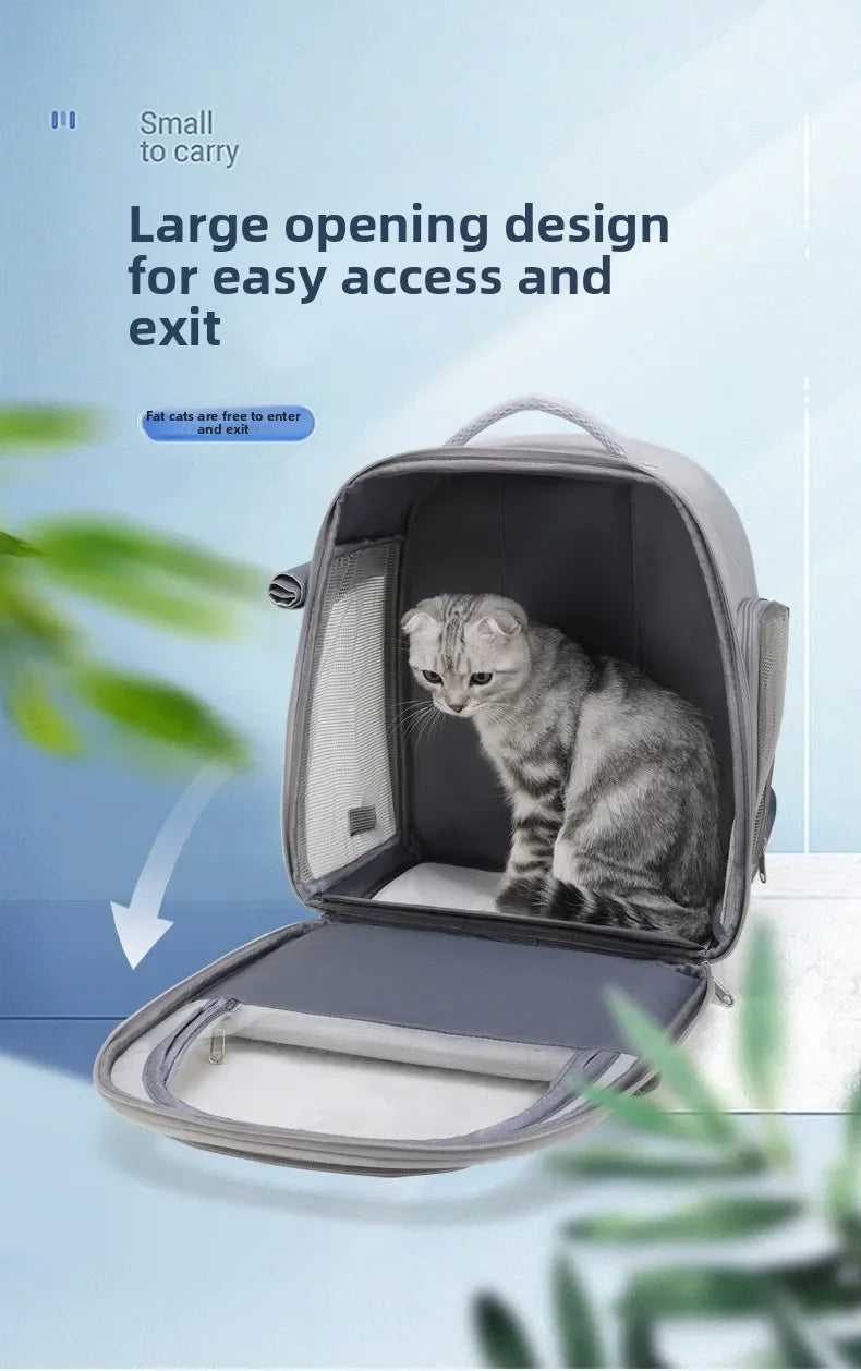 Grauer, atmungsaktiver Hundetransporter-Rucksack geöffnet, zeigt eine Katze darin.