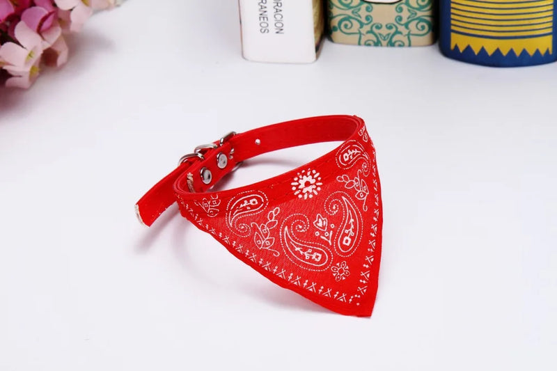 Collar Bandana Ajustable para Mascotas