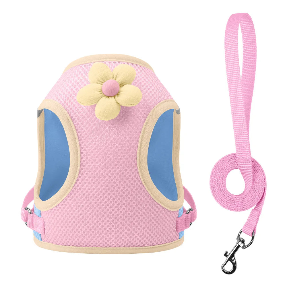 Pink breathable harness for cats and small dogs with a pink leash