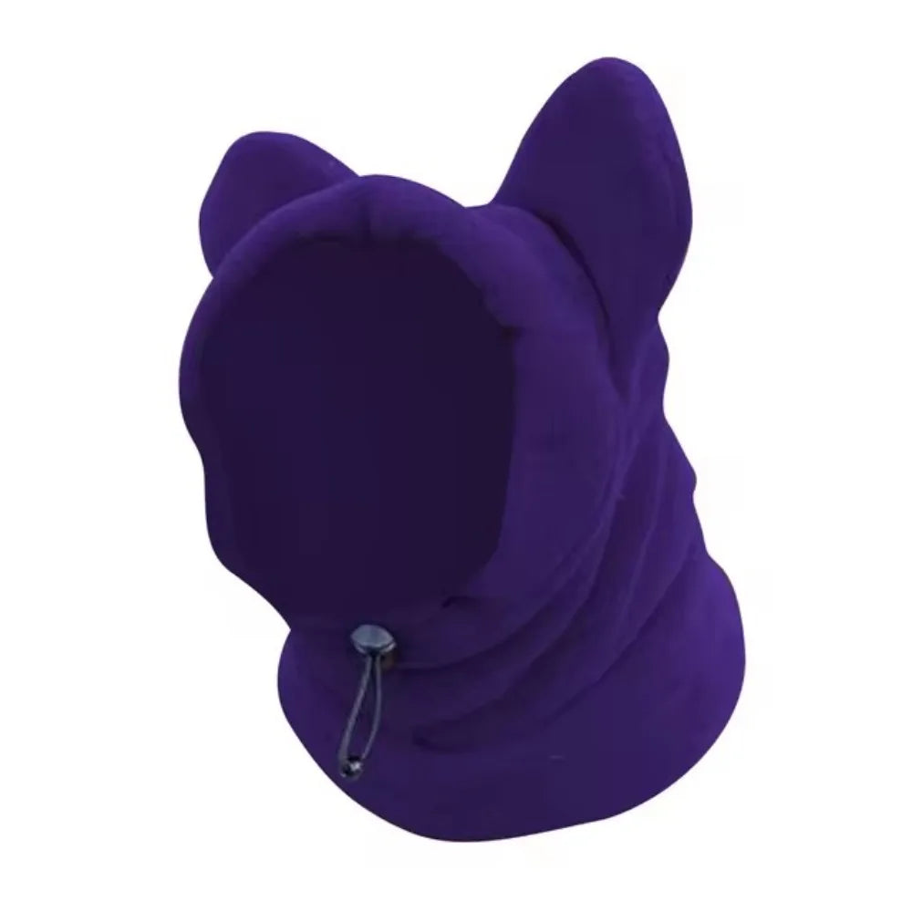 Gorro de invierno para perro de forro polar morado oscuro con orejas caídas.