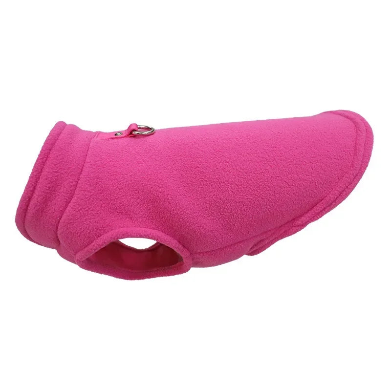 Chaqueta de invierno para perro rosa brillante y peluda con anillo D para correa.