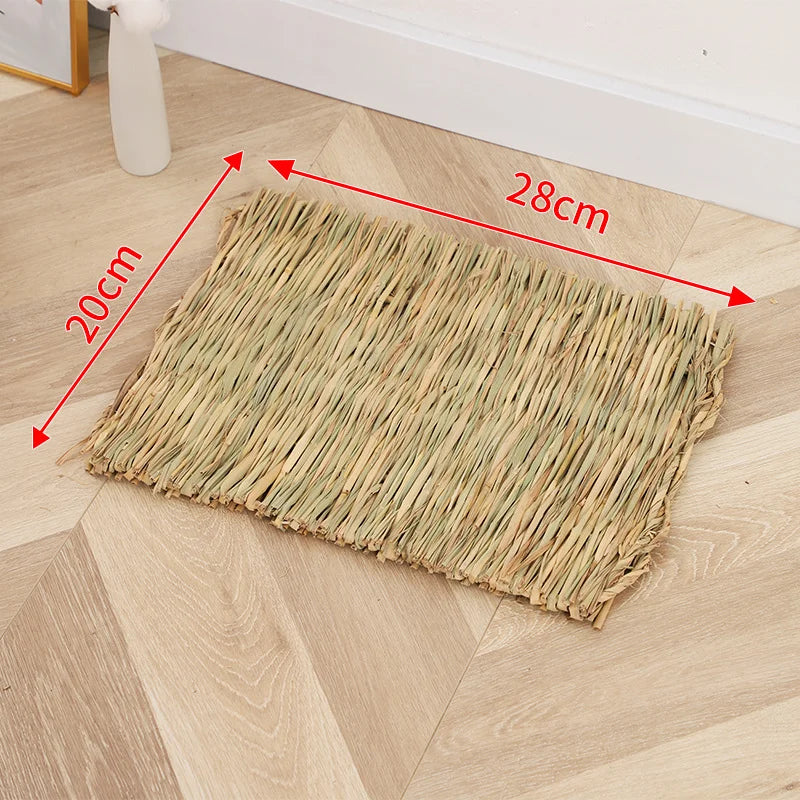 Handwoven Natural Straw Rabbit Grass Mat for Small Pets
