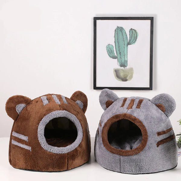 Winter Deep Sleep Cat Bed With Bear Head Design