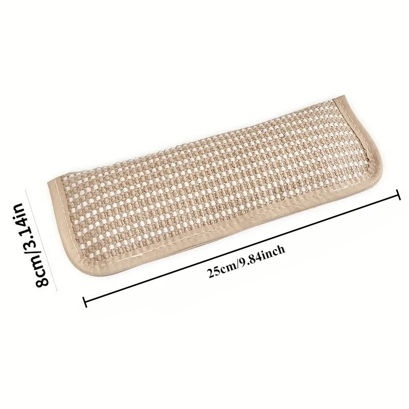 A rectangular beige hemp cat scratching pad and lounger with dimensions 8cm x 25cm.