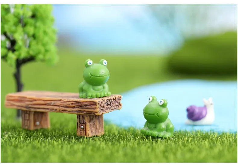 Mini Resin Frog Figurines for Fairy Garden & Terrarium Decor