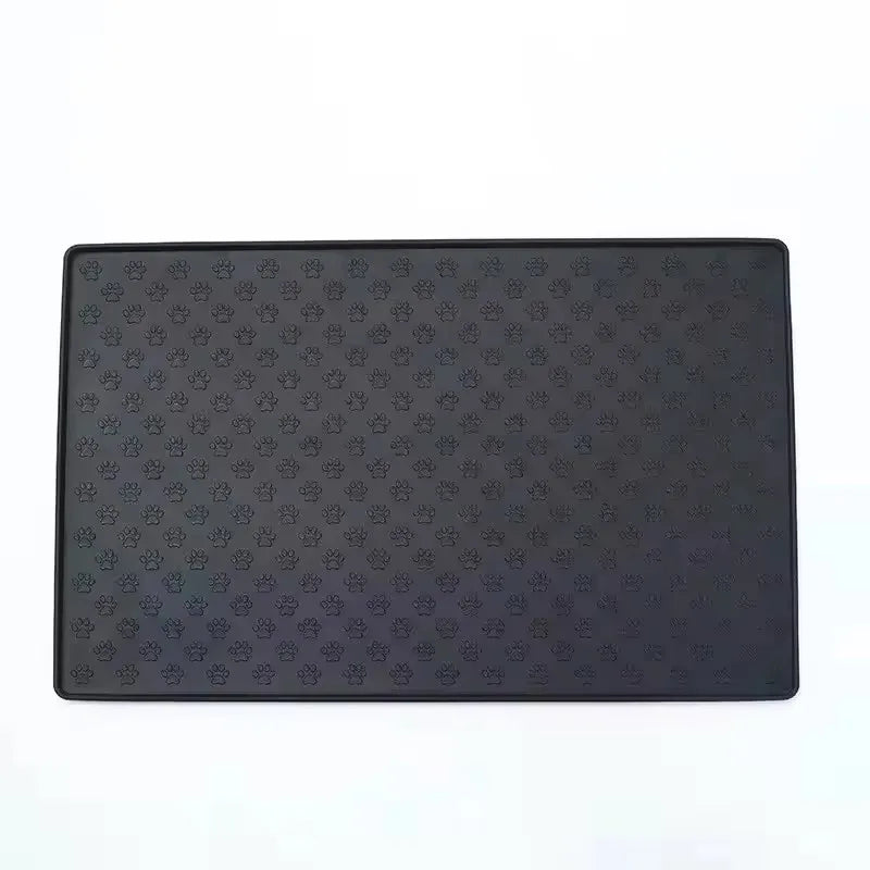 Black waterproof silicone pet feeding mat for dogs and cats