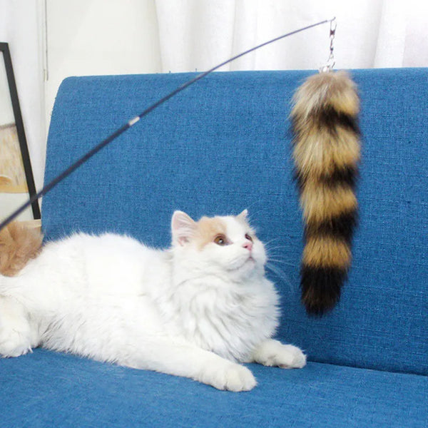 Ausziehbarer Katzenspielzeug-Röhrchen mit Fuchsschwanz