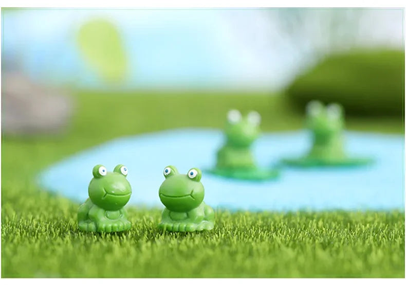 Mini Resin Frog Figurines for Fairy Garden & Terrarium Decor