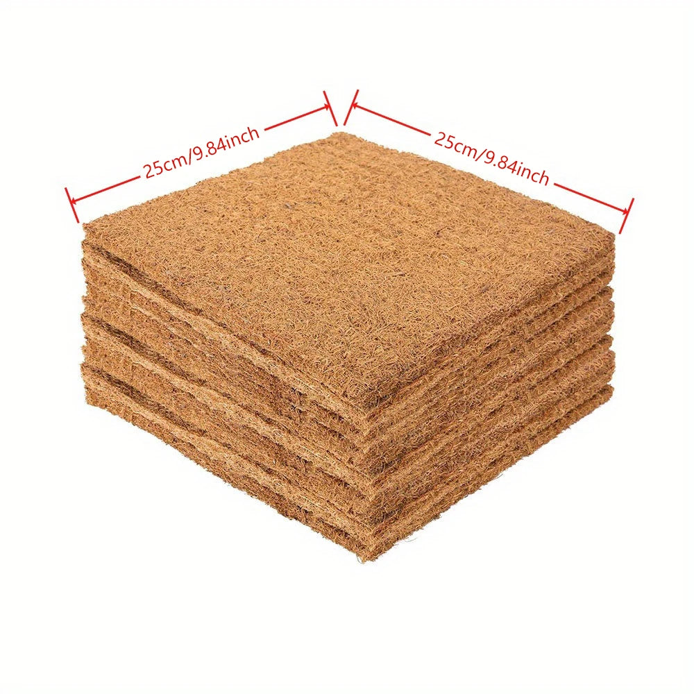 Stapel natürlicher Kokosfasernestpads für Hühnerbetten, mit Abmessungen angezeigt.