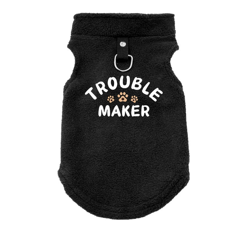 Veste d'hiver noire et confortable pour chien avec fermeture à boucle.