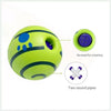 Una pelota de color verde lima brillante con forma de juguete para perro, con detalles azules y morados, mostrando dos tubos 