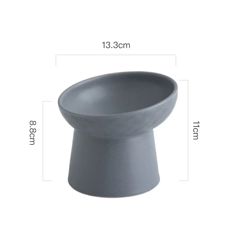 A gray ceramic food bowl with a wide rim and a sturdy base, measuring 13.3cm in diameter and 8.8cm high.